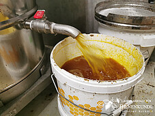 Bienenwachs einschmelzen